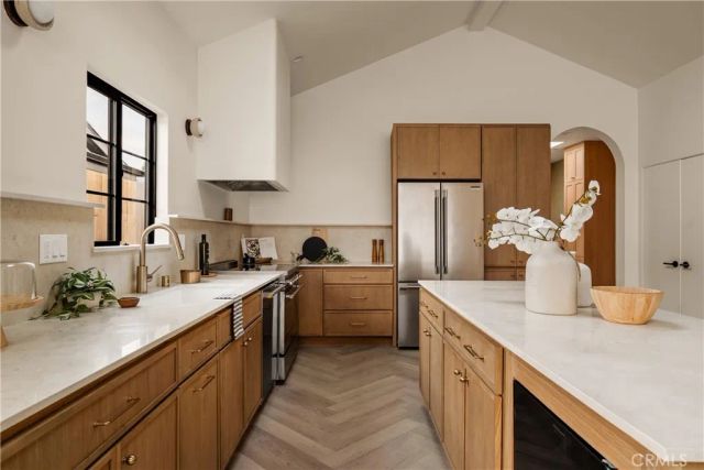 15337 Lemay Street, Van Nuys, CA 91406