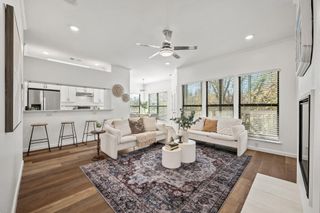 6501 Columbia Oaks CT D8, Austin, TX 78759