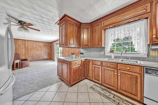 4940 North Lake DR, Roanoke, VA 24019