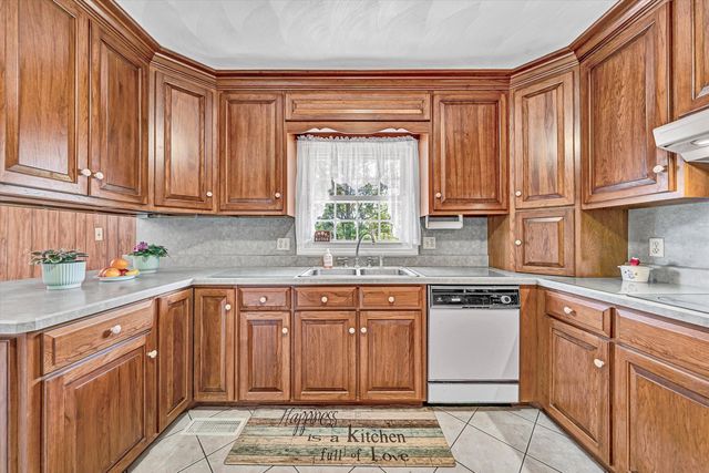 4940 North Lake DR, Roanoke, VA 24019