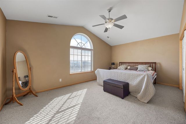 3655 Stoneview Circle SW, Cedar Rapids, IA 52404