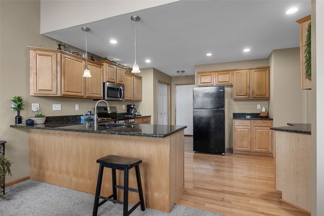 3655 Stoneview Circle SW, Cedar Rapids, IA 52404