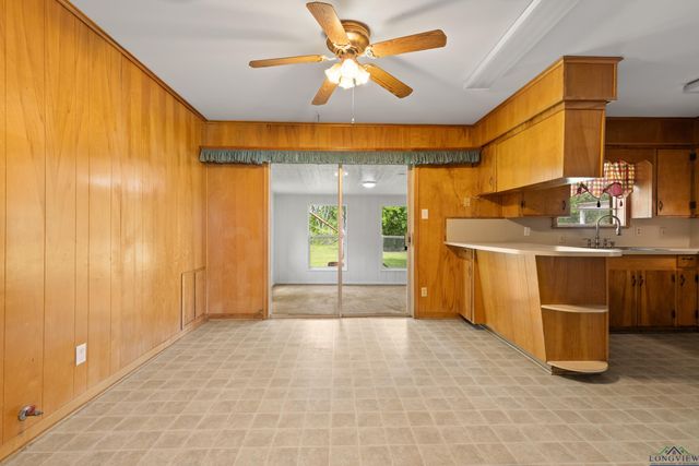 10870 S MAIN ST, Overton, TX 75684