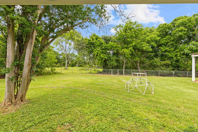 10870 S MAIN ST, Overton, TX 75684
