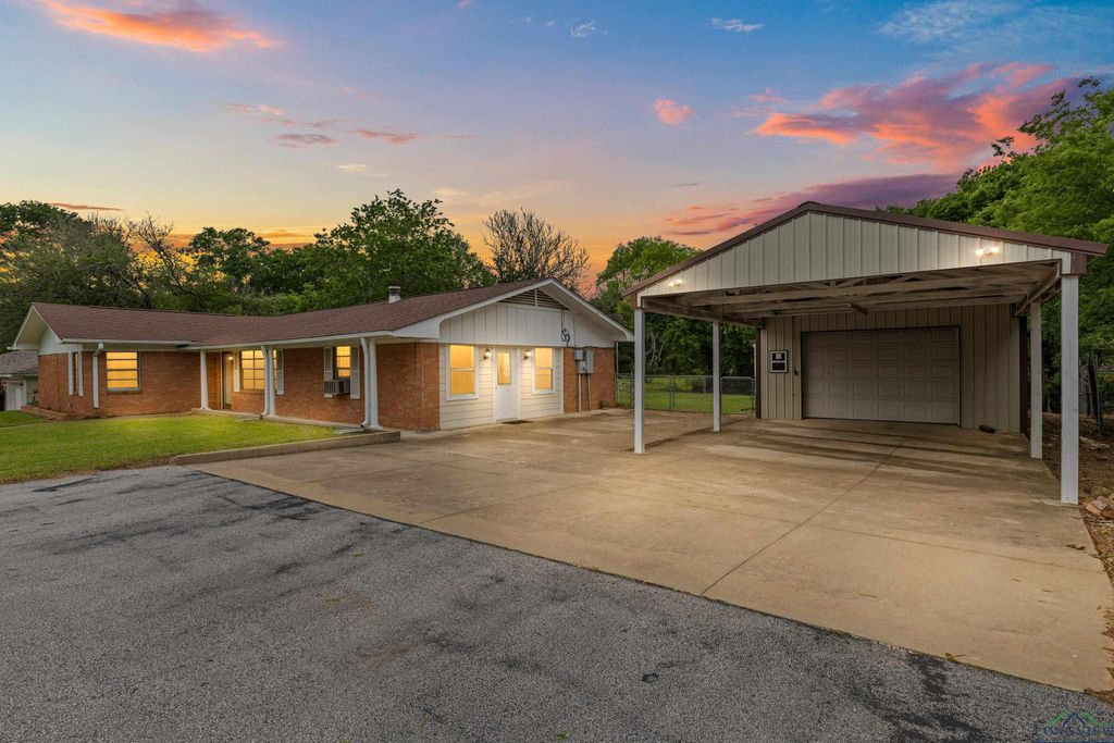 10870 S MAIN ST, Overton, TX 75684