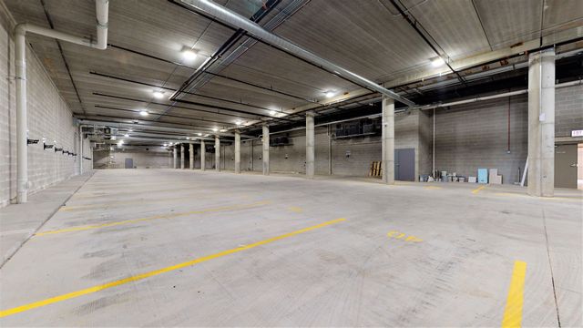 4758 N Laramie Avenue 303, Chicago, IL 60630