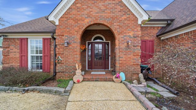 37 KILKENNY DR, Munford, TN 38058