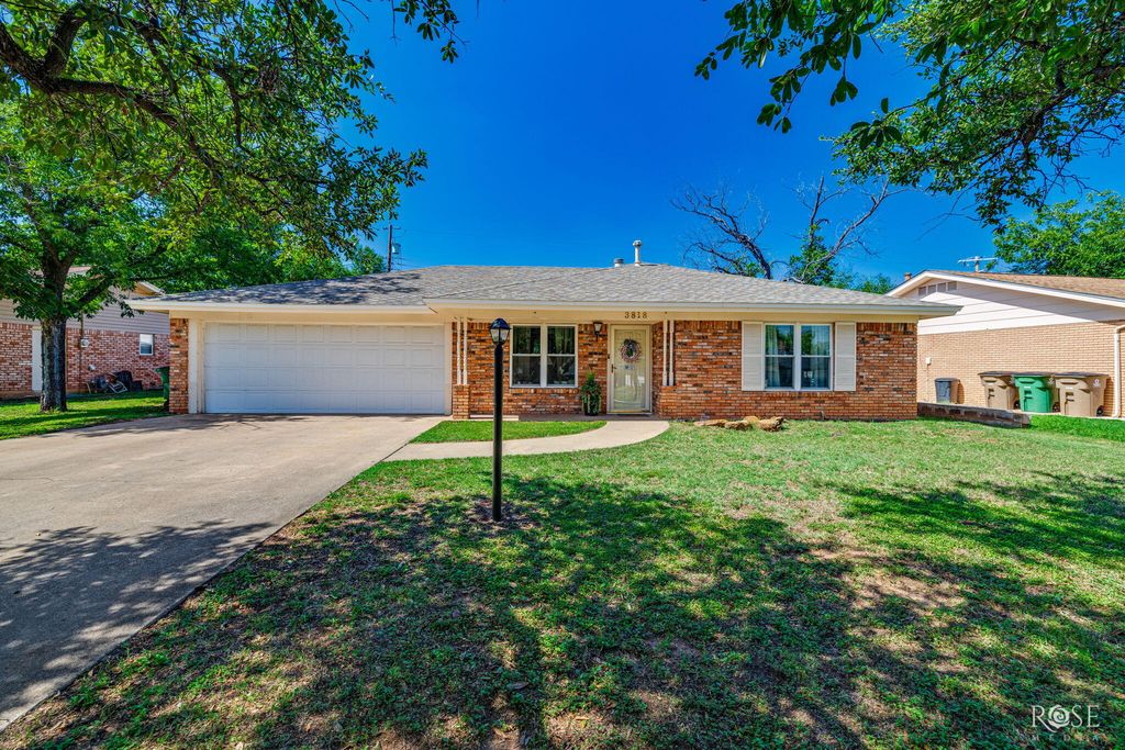 Image 5 of property listing at 3818 Nottingham Trail, San Angelo, TX 76901