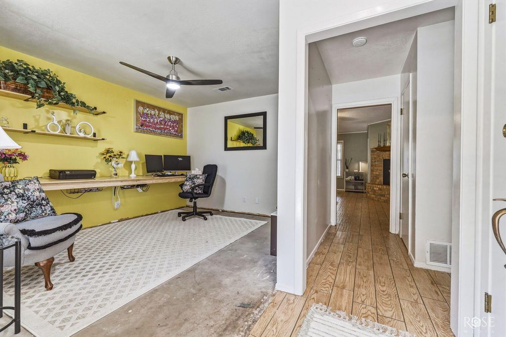 Image 8 of property listing at 3818 Nottingham Trail, San Angelo, TX 76901