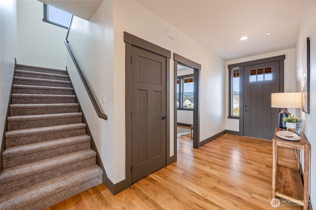 2516 Plateau Drive, East Wenatchee, WA 98802