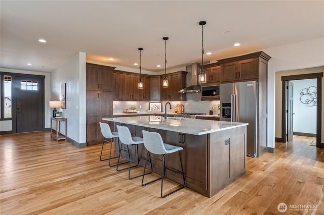 2516 Plateau Drive, East Wenatchee, WA 98802