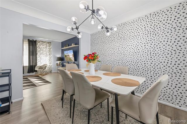 11345 Geoffry Drive, Warren, MI 48093