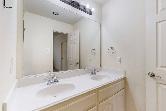 6925 Cattle Drive, Fort Worth, TX 76179