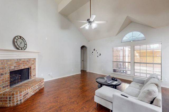 6925 Cattle Drive, Fort Worth, TX 76179