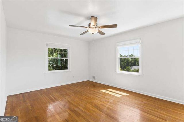 800 Glenairy Drive, Sandy Springs, GA 30328