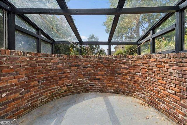 800 Glenairy Drive, Sandy Springs, GA 30328