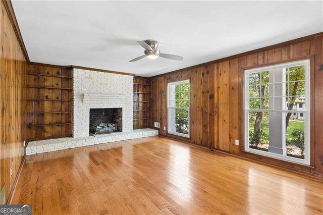 800 Glenairy Drive, Sandy Springs, GA 30328