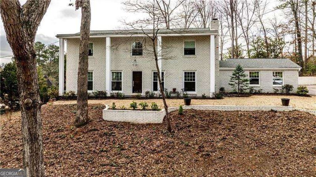 800 Glenairy Drive, Sandy Springs, GA 30328