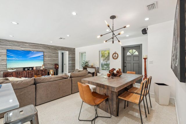 1132 SW 13th Avenue, Boca Raton, FL 33486