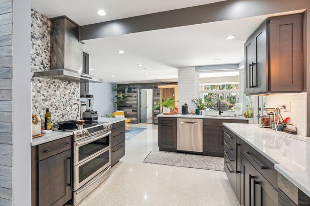 1132 SW 13th Avenue, Boca Raton, FL 33486