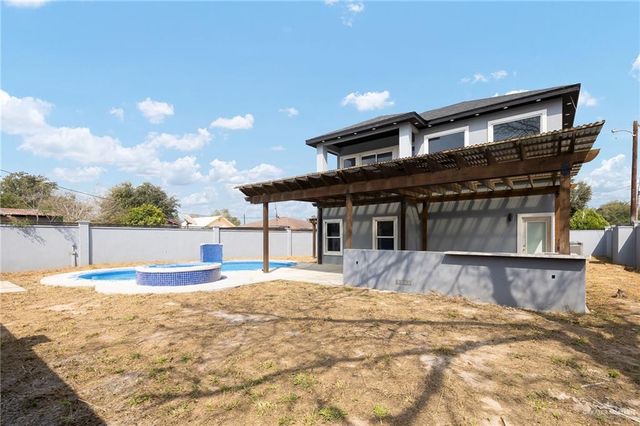 311 W 9th Street, San Juan, TX 78589