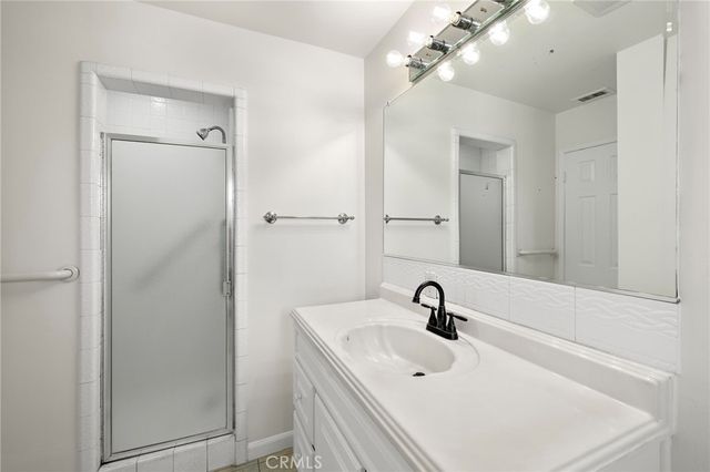 1409 E Orange Grove, Orange, CA 92867