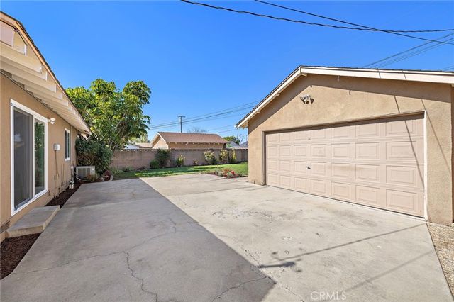 1409 E Orange Grove, Orange, CA 92867