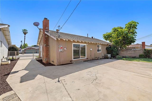 1409 E Orange Grove, Orange, CA 92867