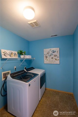 33219 41st Place S, Federal Way, WA 98001