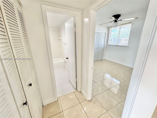 10090 NW 80th Ct 1542, Hialeah Gardens, FL 33016