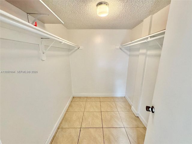 10090 NW 80th Ct 1542, Hialeah Gardens, FL 33016