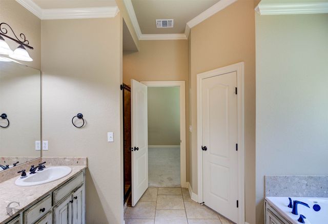 830 Entrada Street, Bossier City, LA 71111