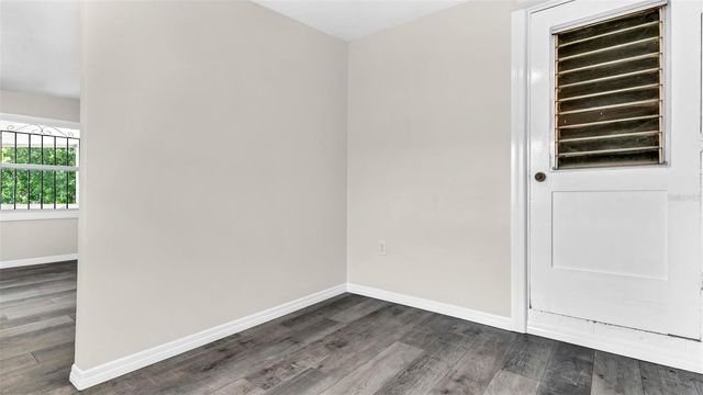 5609 GOLDEN DRIVE, Tampa, FL 33634