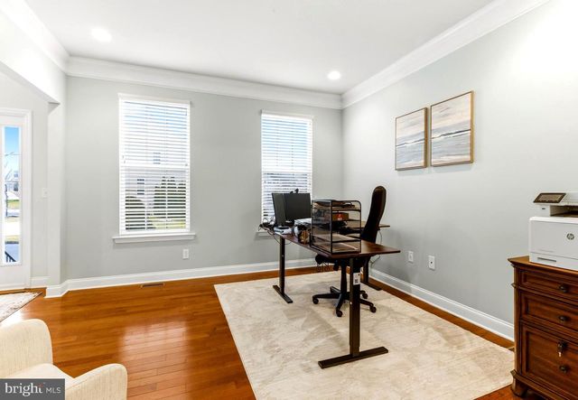 325 WINDSOR RD, Mullica Hill, NJ 08062