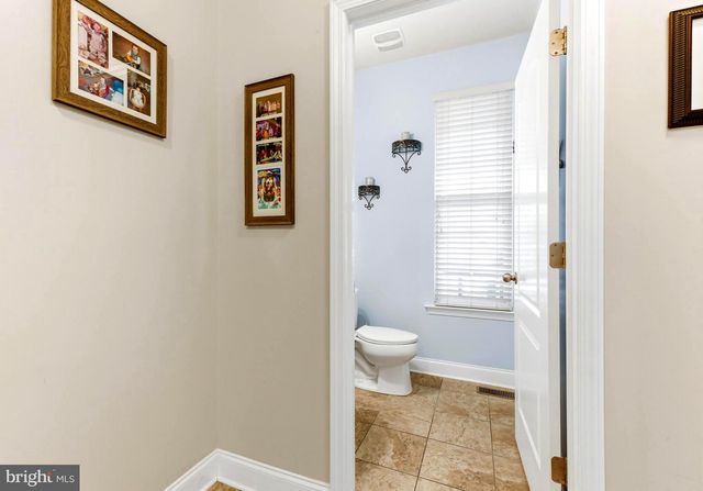 325 WINDSOR RD, Mullica Hill, NJ 08062