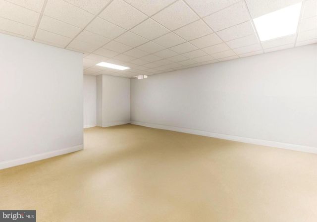 325 WINDSOR RD, Mullica Hill, NJ 08062