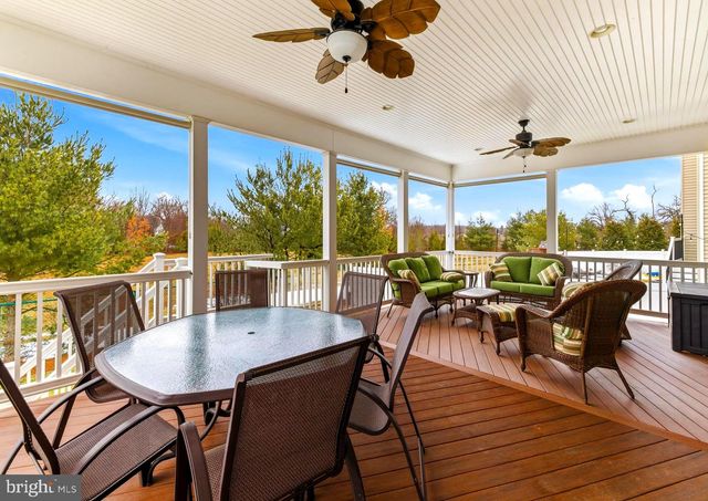 325 WINDSOR RD, Mullica Hill, NJ 08062