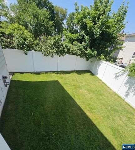 22 Kennedy Court 2, Lyndhurst, NJ 07071