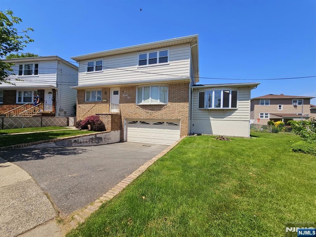 22 Kennedy Court 2, Lyndhurst, NJ 07071