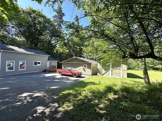 161 E Forest Drive, Belfair, WA 98528