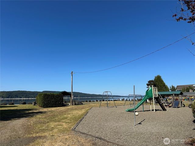 161 E Forest Drive, Belfair, WA 98528