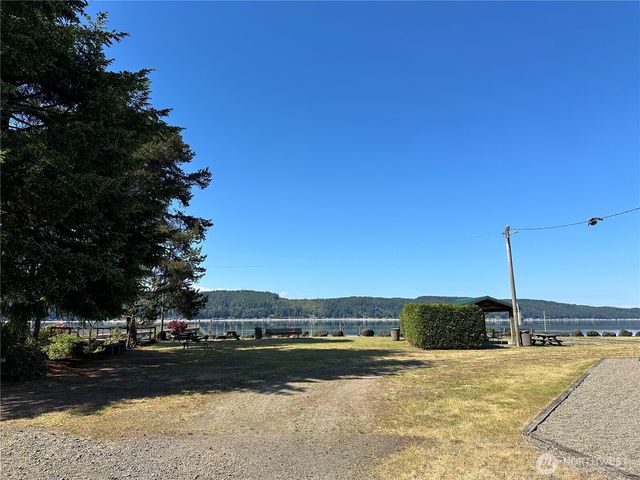 161 E Forest Drive, Belfair, WA 98528