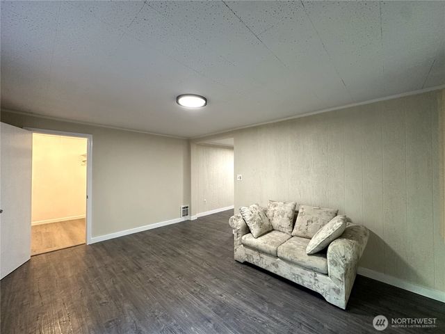161 E Forest Drive, Belfair, WA 98528