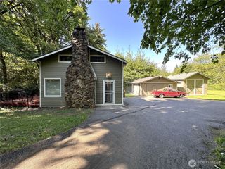 161 E Forest Drive, Belfair, WA 98528