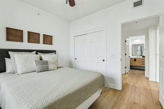 322 E CENTRAL BOULEVARD 806, Orlando, FL 32801