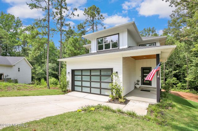 29 Minikahada Trail, Pinehurst, NC 28374