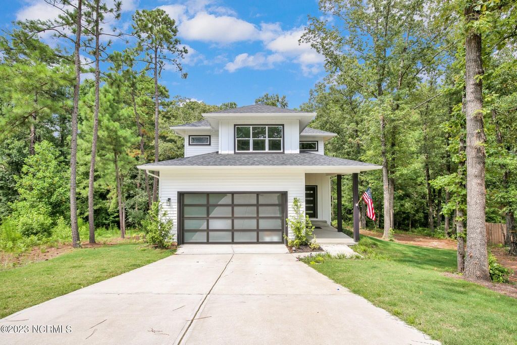 29 Minikahada Trail, Pinehurst, NC 28374