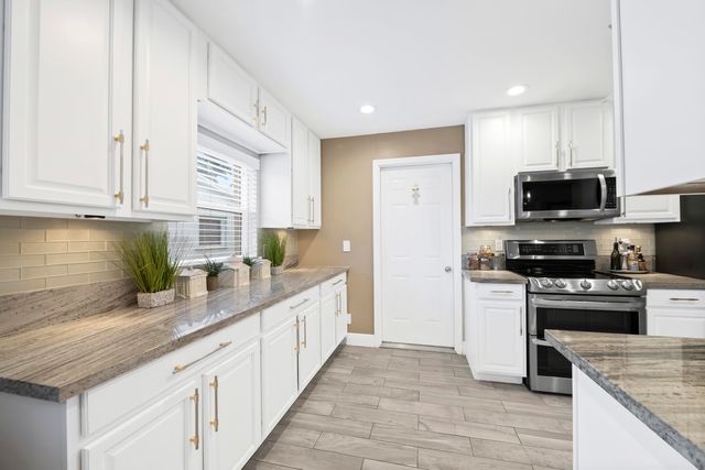 3590 Joseph Drive, West Palm Beach, FL 33417