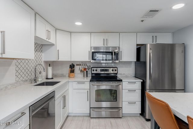 7950 E CAMELBACK Road 704, Scottsdale, AZ 85251