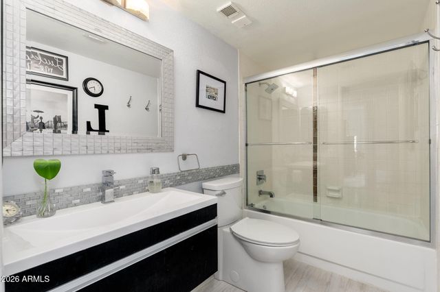 7950 E CAMELBACK Road 704, Scottsdale, AZ 85251